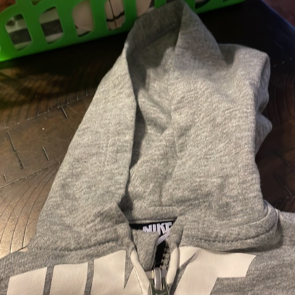 Set of Boys Nike sweater hoodie and sweatpants. Sz 3 mo. - Picture 4 of 7